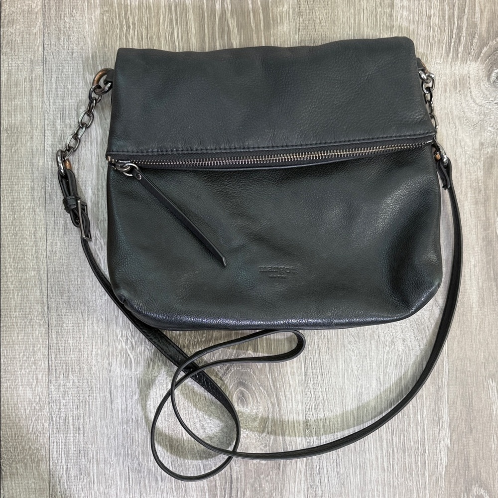 Chic Black Leather Crossbody Bag